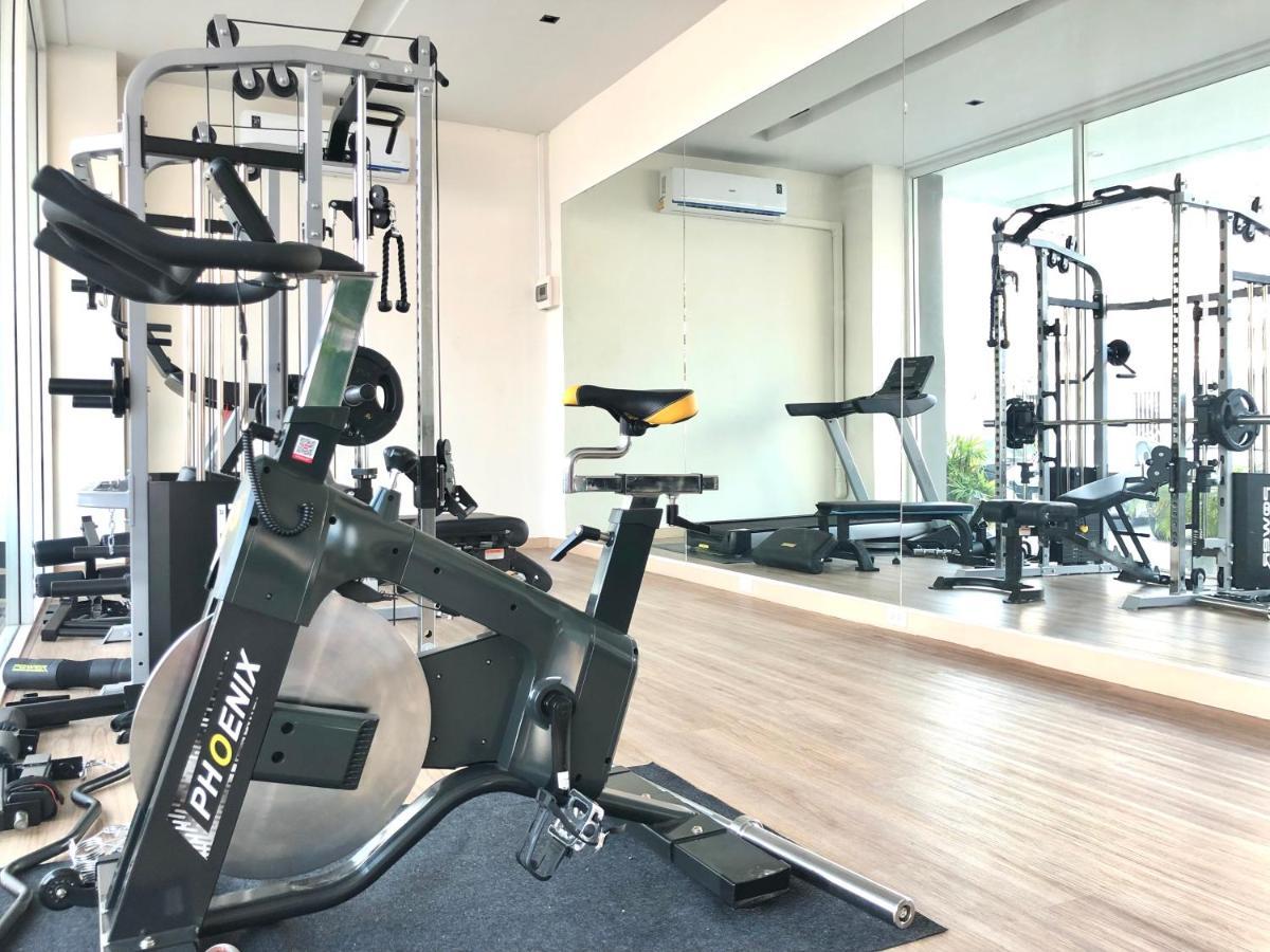 Leenova Place Bangkok Ngoại thất bức ảnh