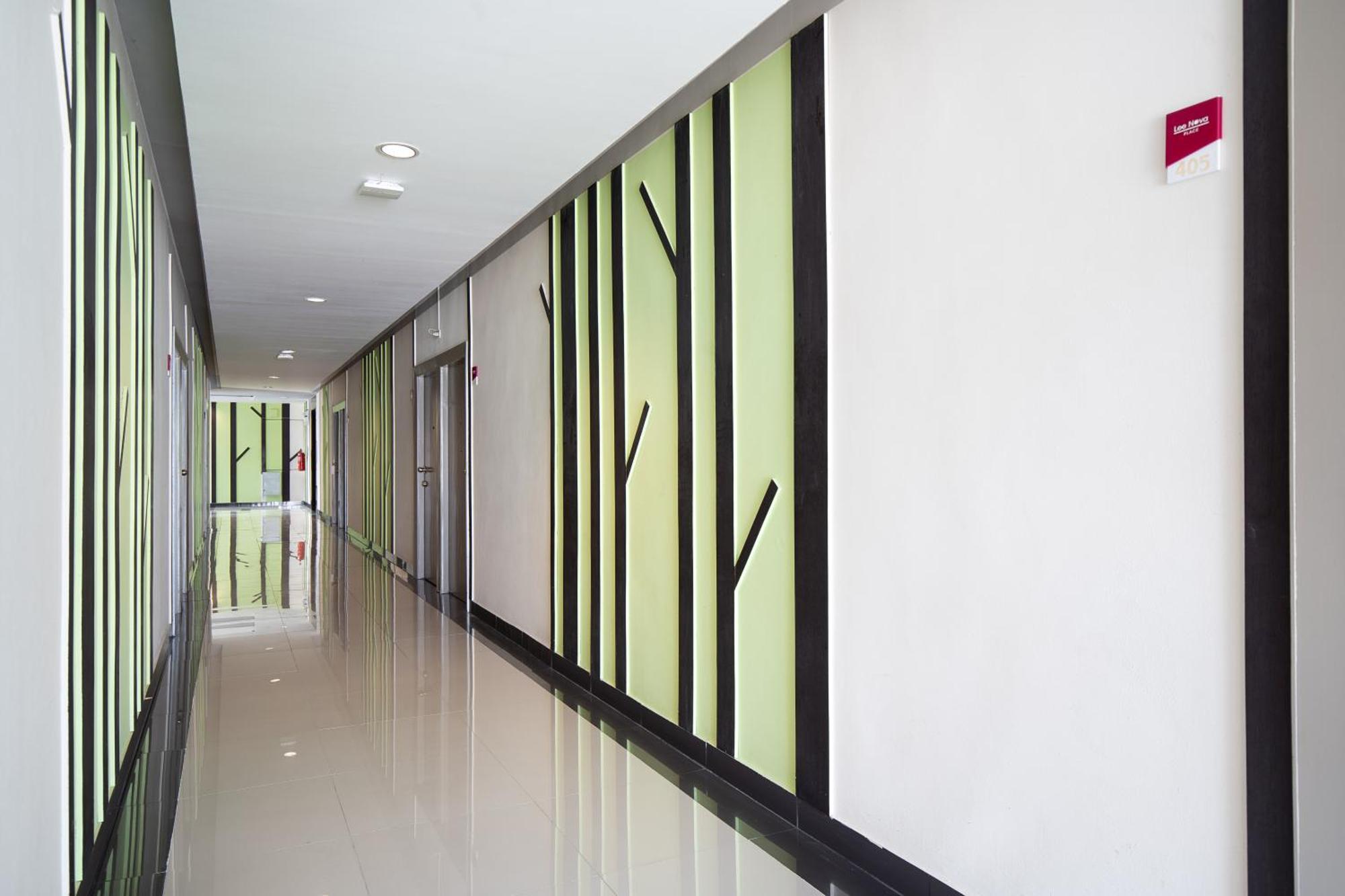 Leenova Place Bangkok Ngoại thất bức ảnh