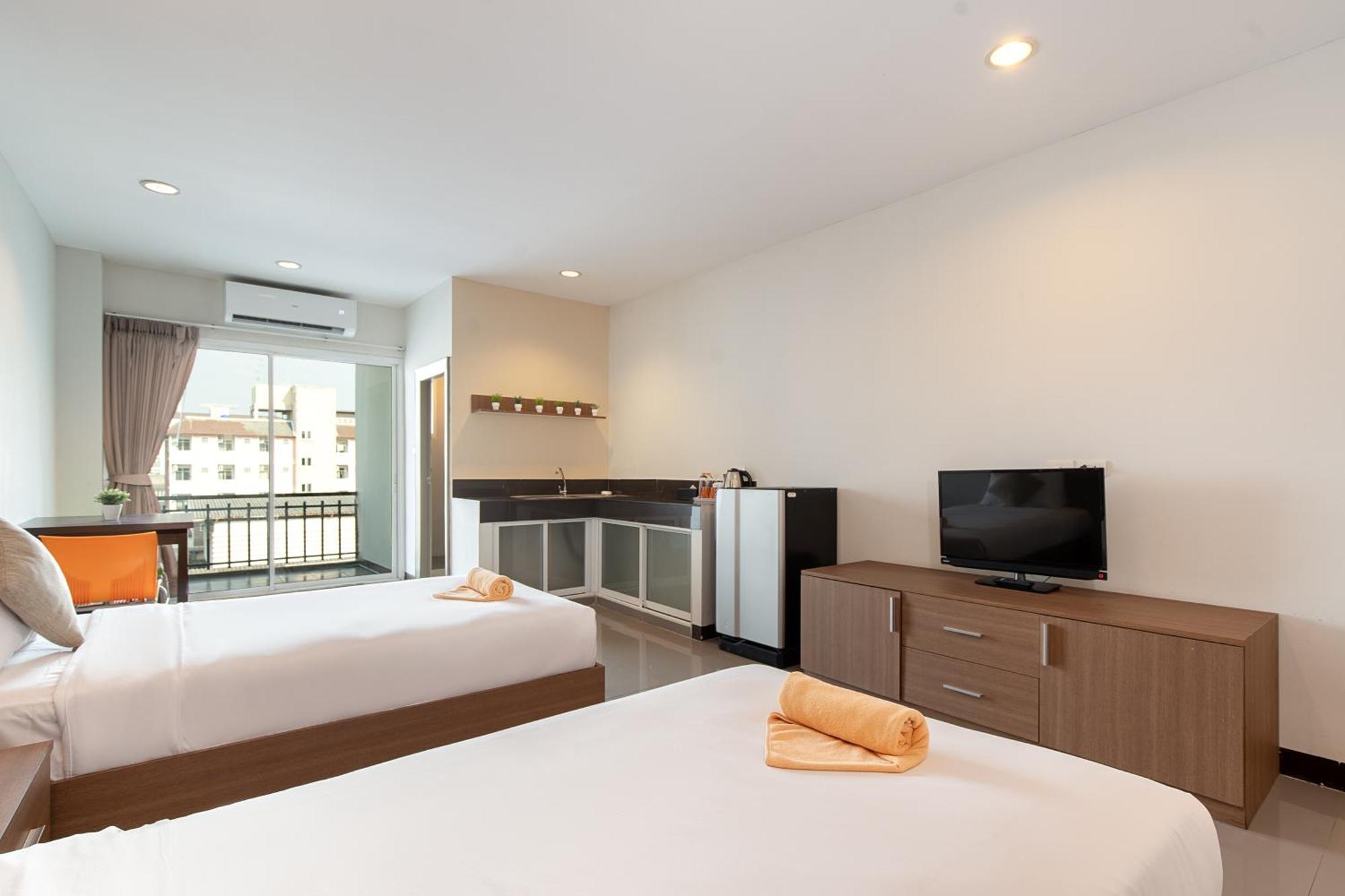 Leenova Place Bangkok Ngoại thất bức ảnh